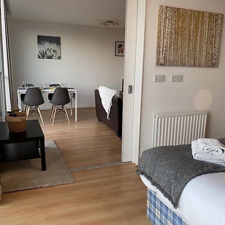 เทเลอร์ แดท พรอพเพอตี้ - เชลซี เฮาส์ Apartment มิลตันคีนส์ ภายนอก รูปภาพ