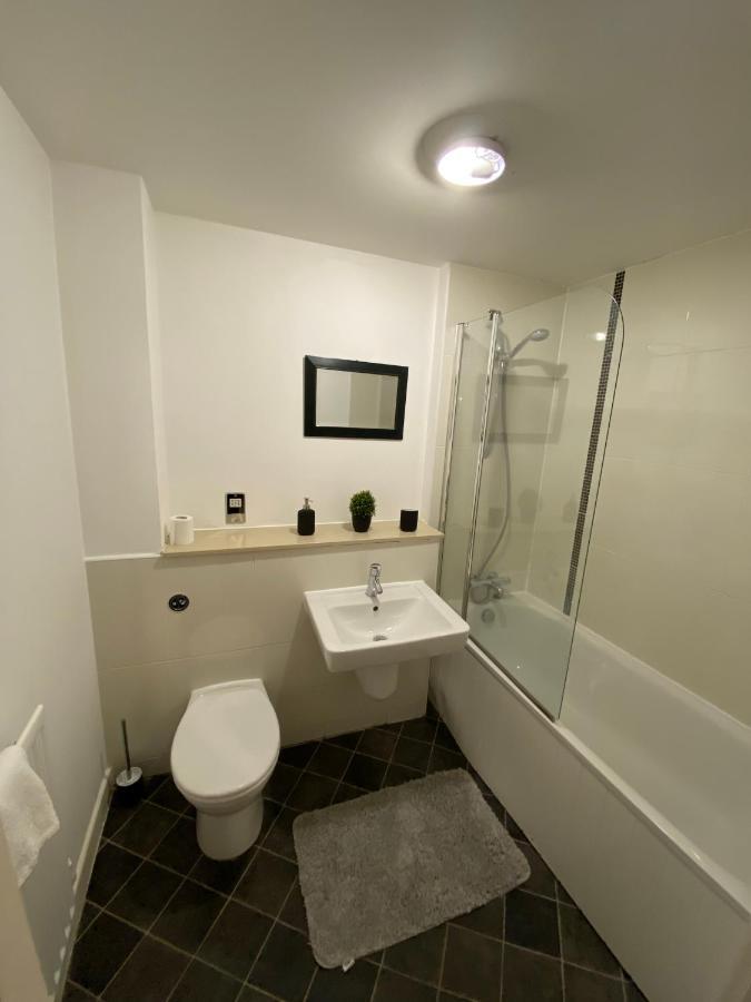เทเลอร์ แดท พรอพเพอตี้ - เชลซี เฮาส์ Apartment มิลตันคีนส์ ภายนอก รูปภาพ