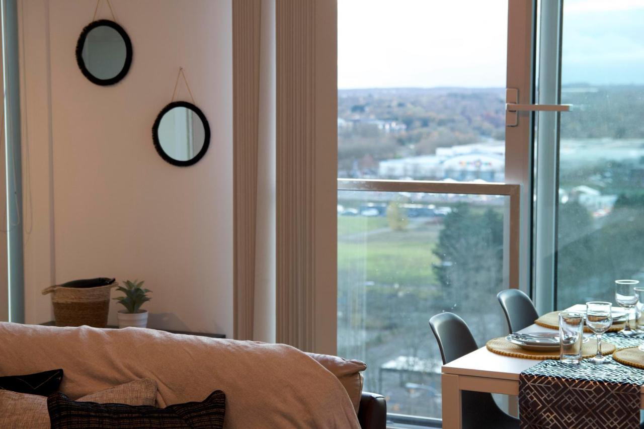 เทเลอร์ แดท พรอพเพอตี้ - เชลซี เฮาส์ Apartment มิลตันคีนส์ ภายนอก รูปภาพ